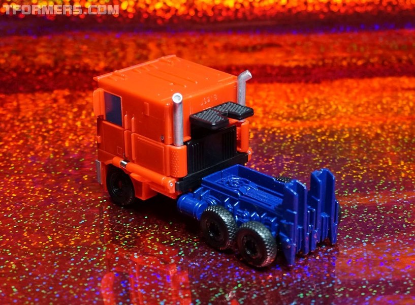 Takara Tomy Tc 14 Turbo Change Optimus Prime  (17 of 28)